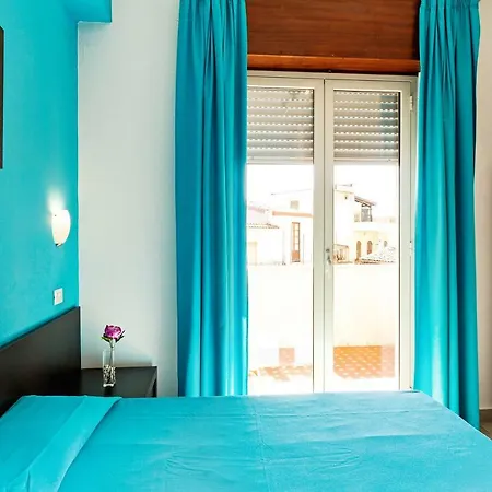 Guesthost - Naxos Terrace By The Apartment *