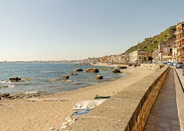 Guesthost - Seaview Terrace Sunny * Giardini-Naxos